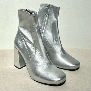 Prada silver metallic stretch leather sock heeled mod squad boots size 38.5